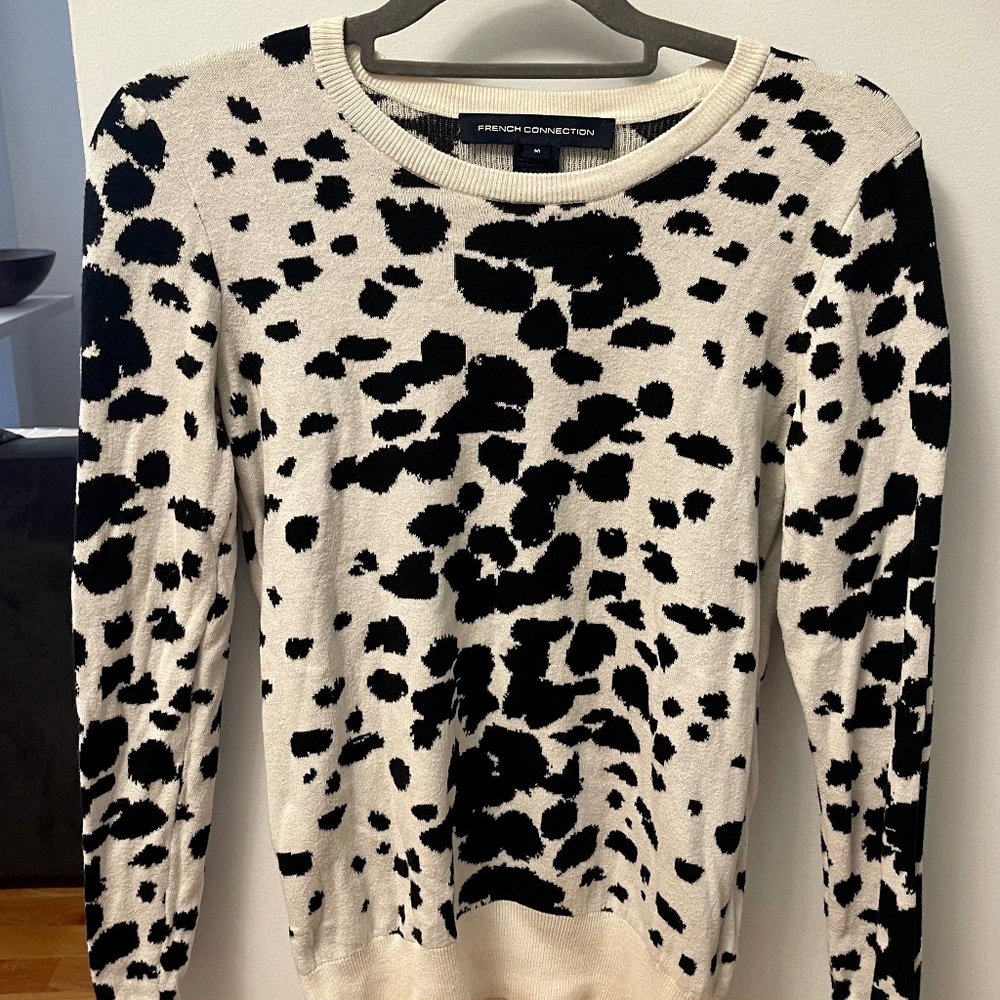 French Connection | Sweater White Black Animal Print (Size M)